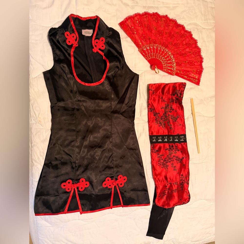 Sexy Chinese Costume Red Black Satin Mini Dress Set Fan S